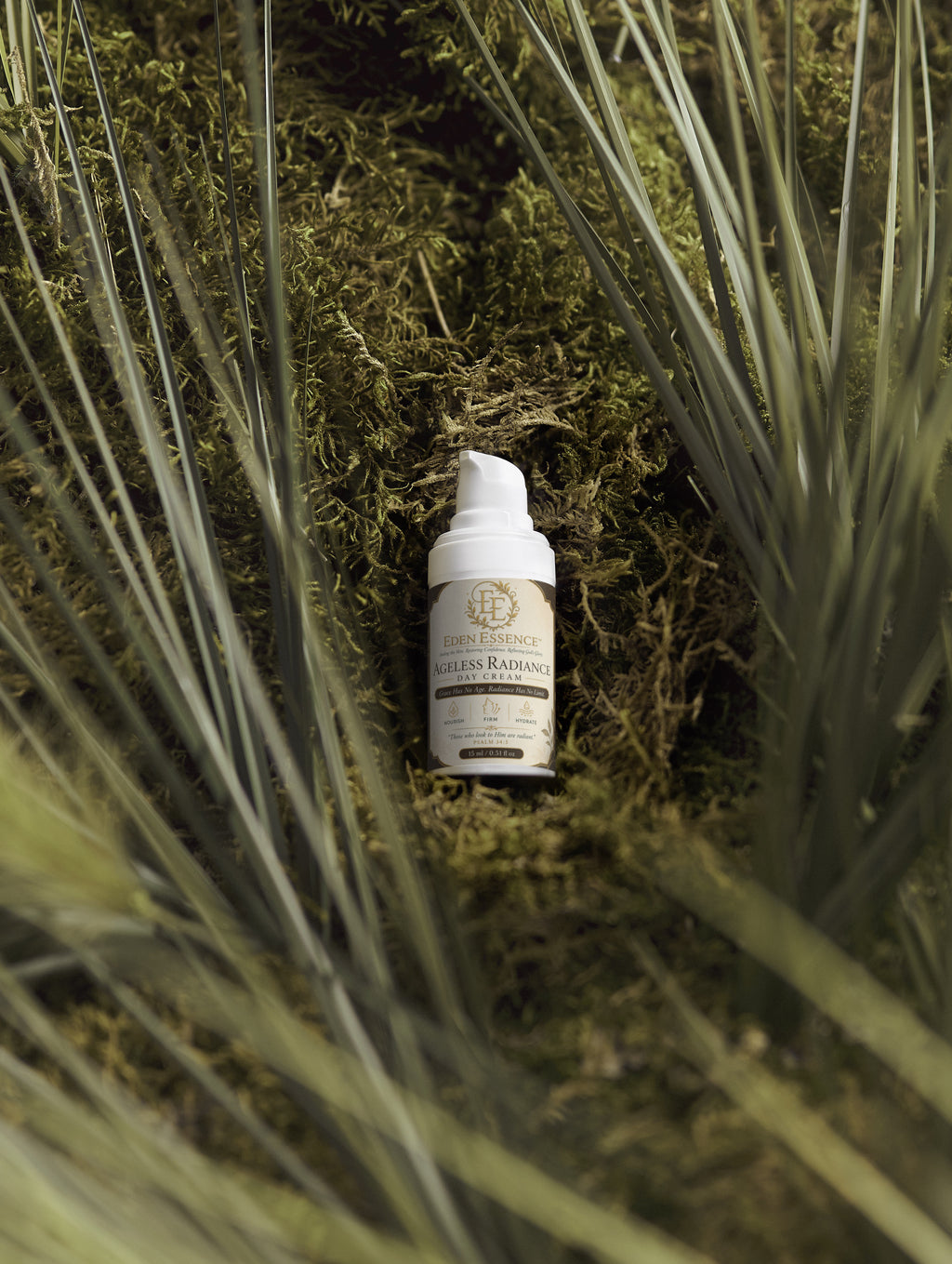 EDEN ESSENCE™ Timeless Radiance Collection Box